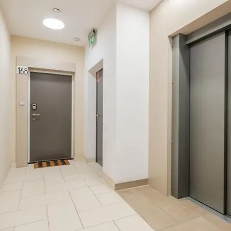 Apartment Superb Mokotow Klobucka Warsaw