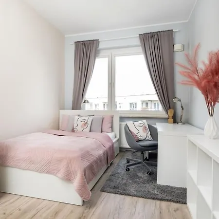 Superb Mokotow Klobucka Apartment