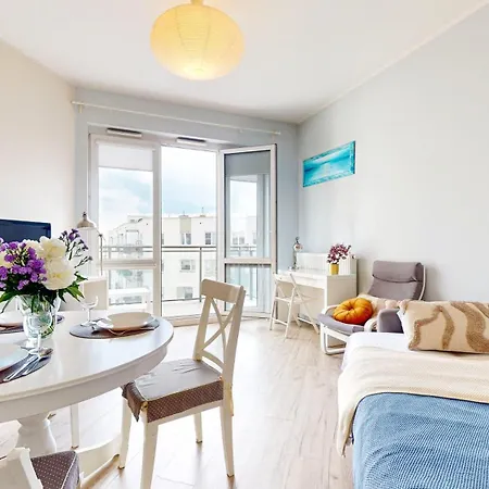 Jetset Apartment With Parking Chopin Airport