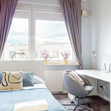 Apartment Jetset Apartment With Parking Chopin Airport *